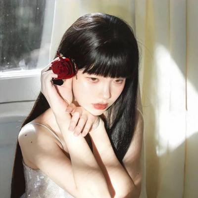 性感女巨人