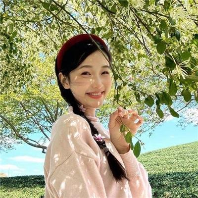 女仆的露天咖啡厅